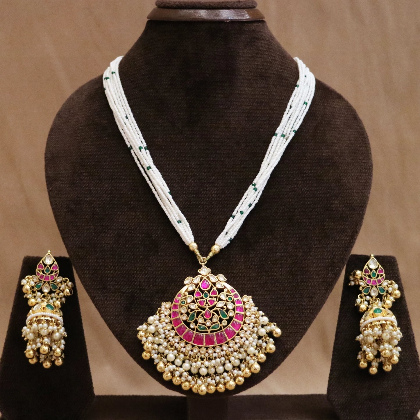 Meherbaan Jadau Antique Bridal Necklace Set