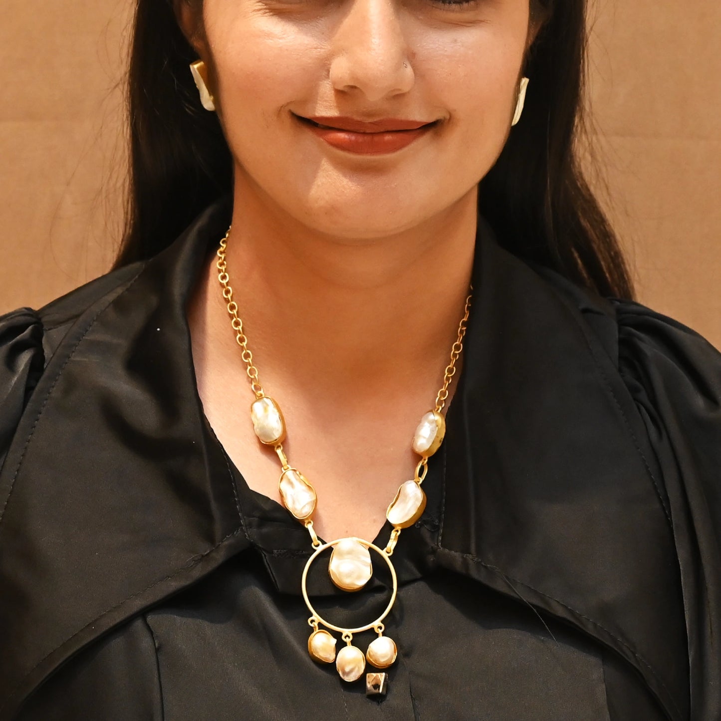 Modern Muse Baroque Pearl Necklace Set