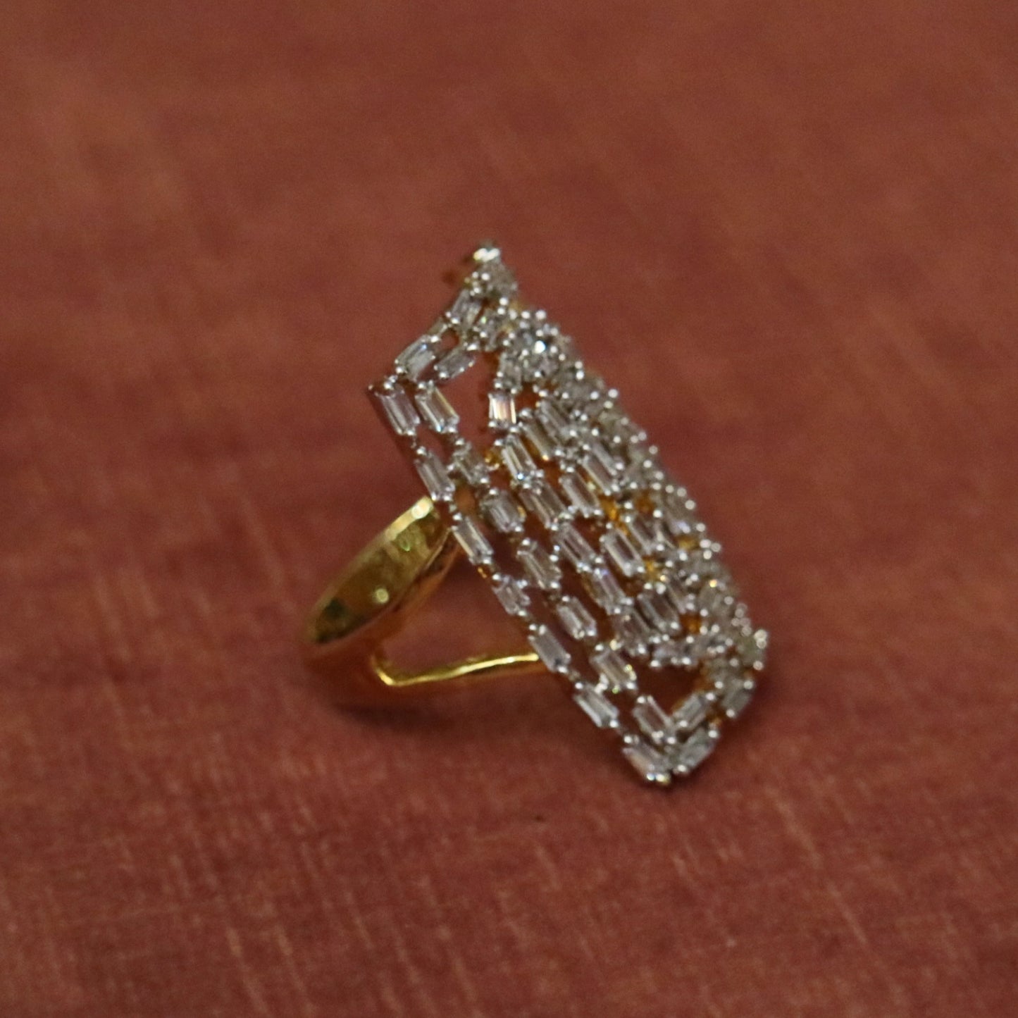 Geometric Zircon Statement Ring