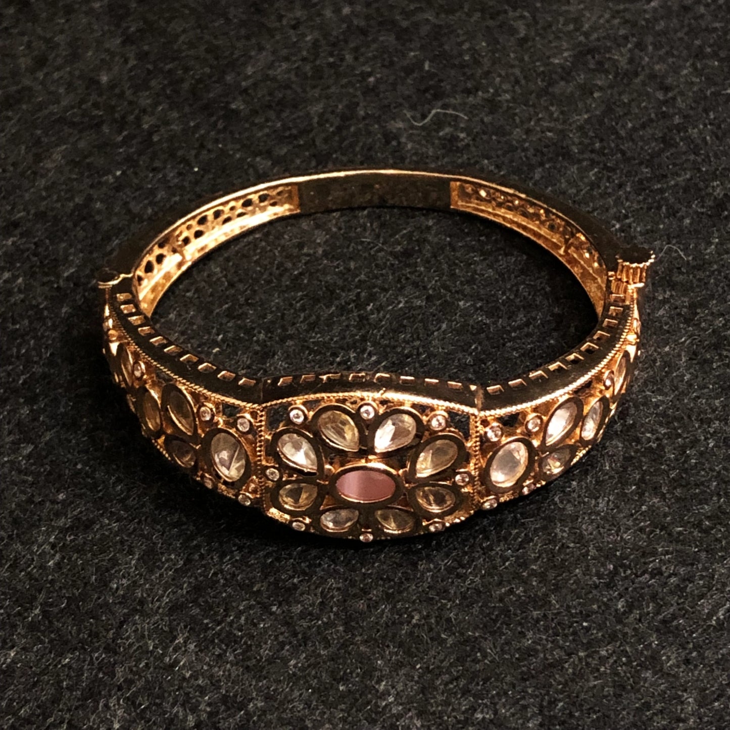 Gold Bangle with Floral Kundan Design
