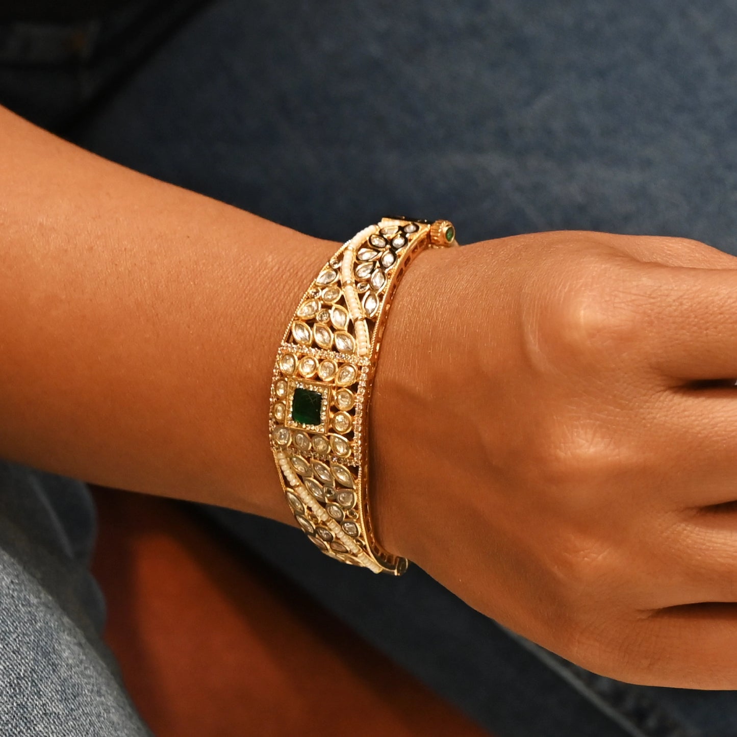 Regal Green Stone Jadau Polki Bracelet