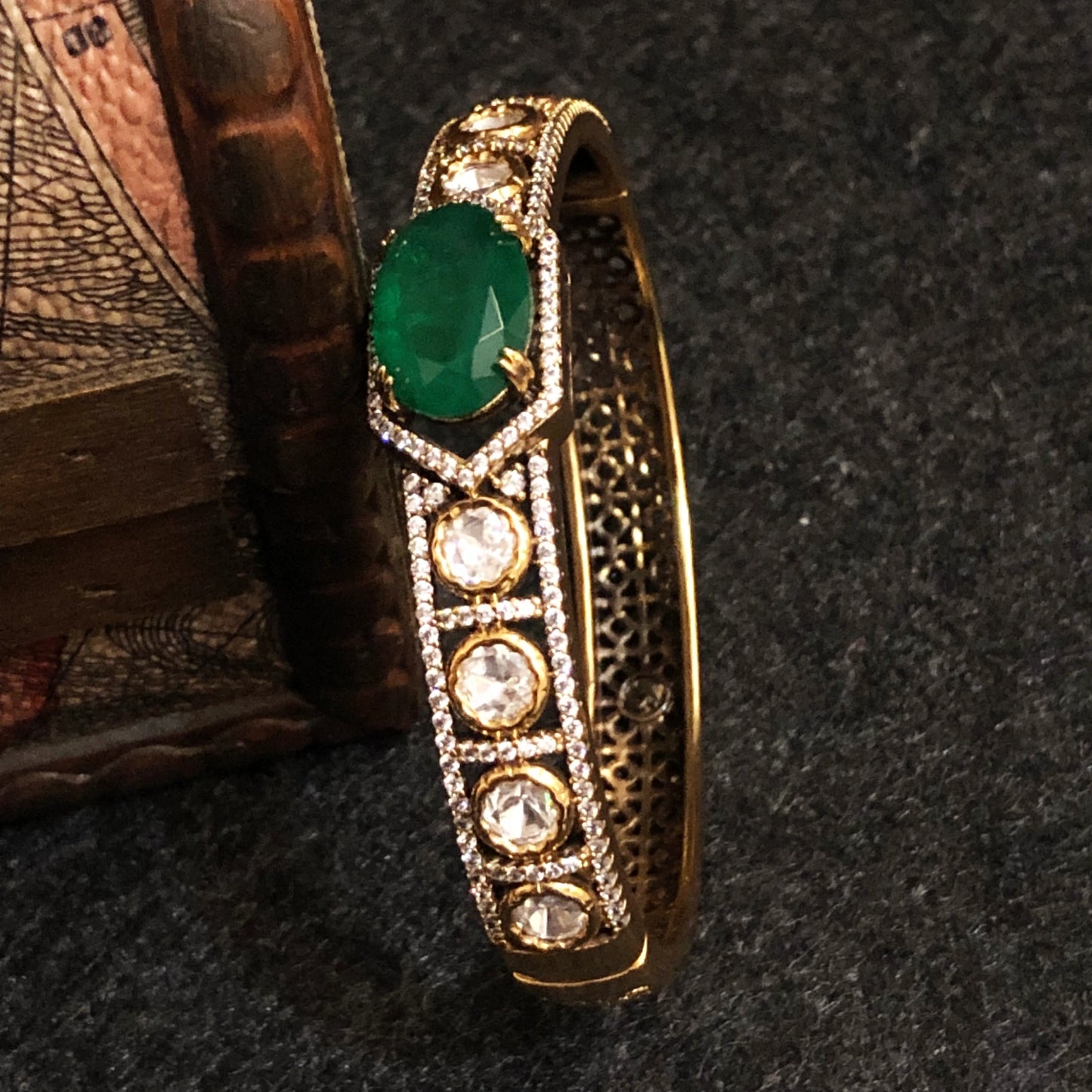 Polki Bangle with Emerald Accent