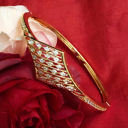 Sleek Diamond-Cut Zircon Bracelet