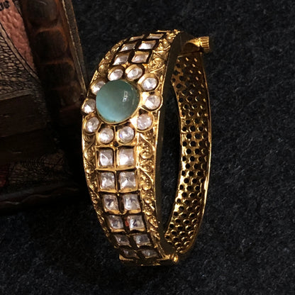 Heritage Jadau Bracelet with Mint Green Stone