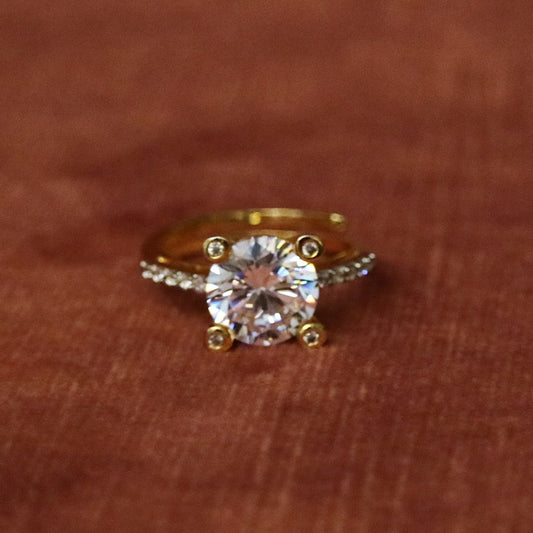 Solitaire Glow Zircon Ring