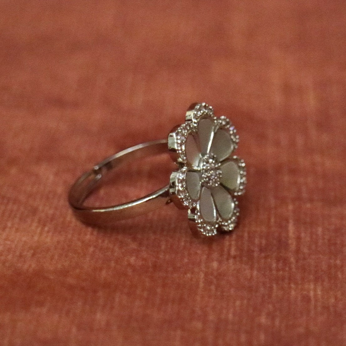 Phoolshaan Zircon Petalstone Ring