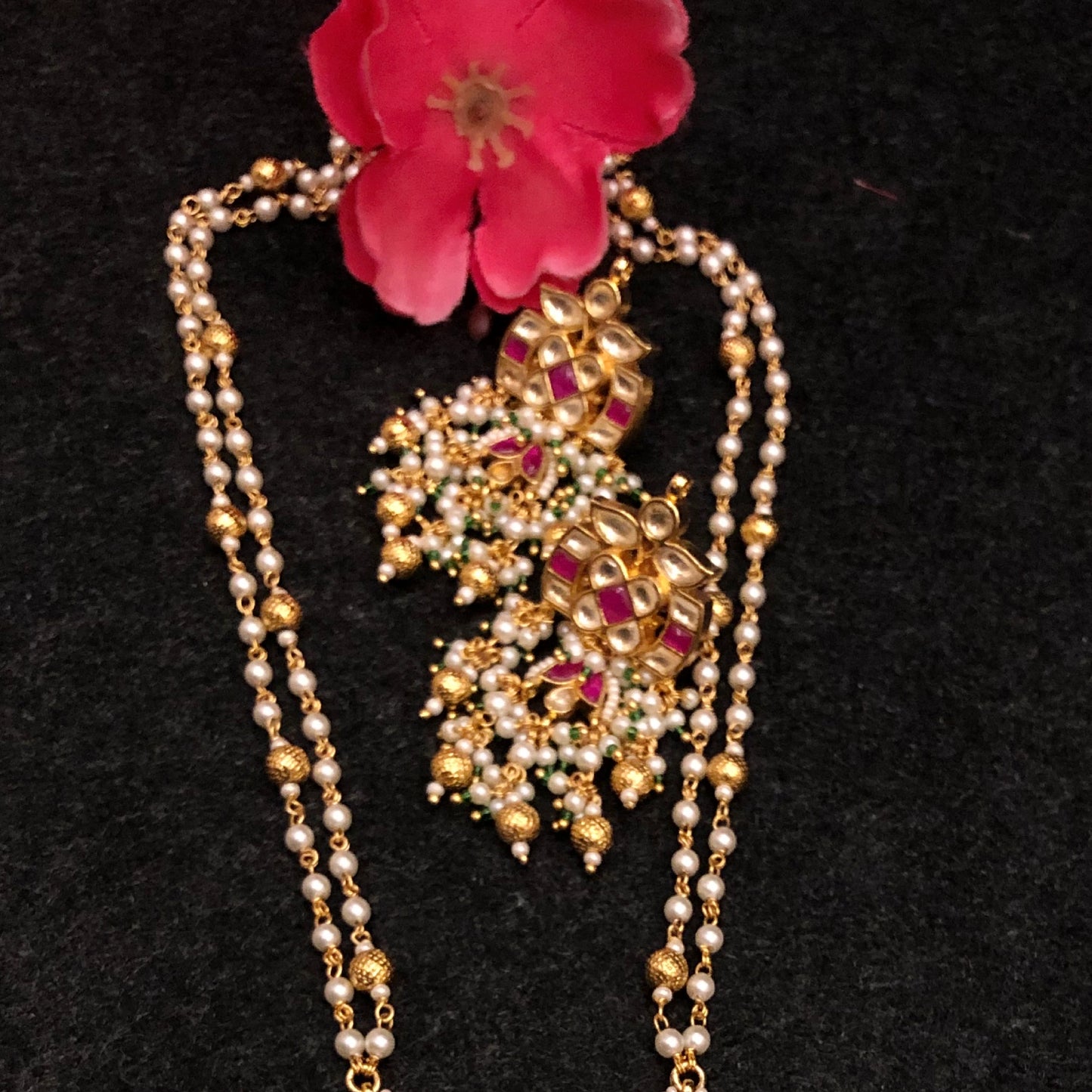 Shaahi Mehraab Antique Necklace Set