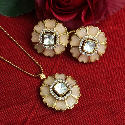 Zehra Polki Floral Pendant Set