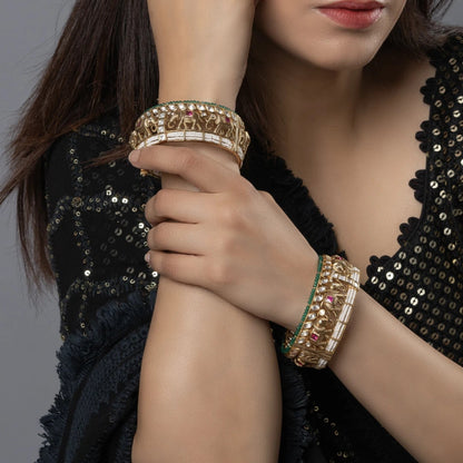 Antique Kundan Kada with Pearl & Meenakari Work
