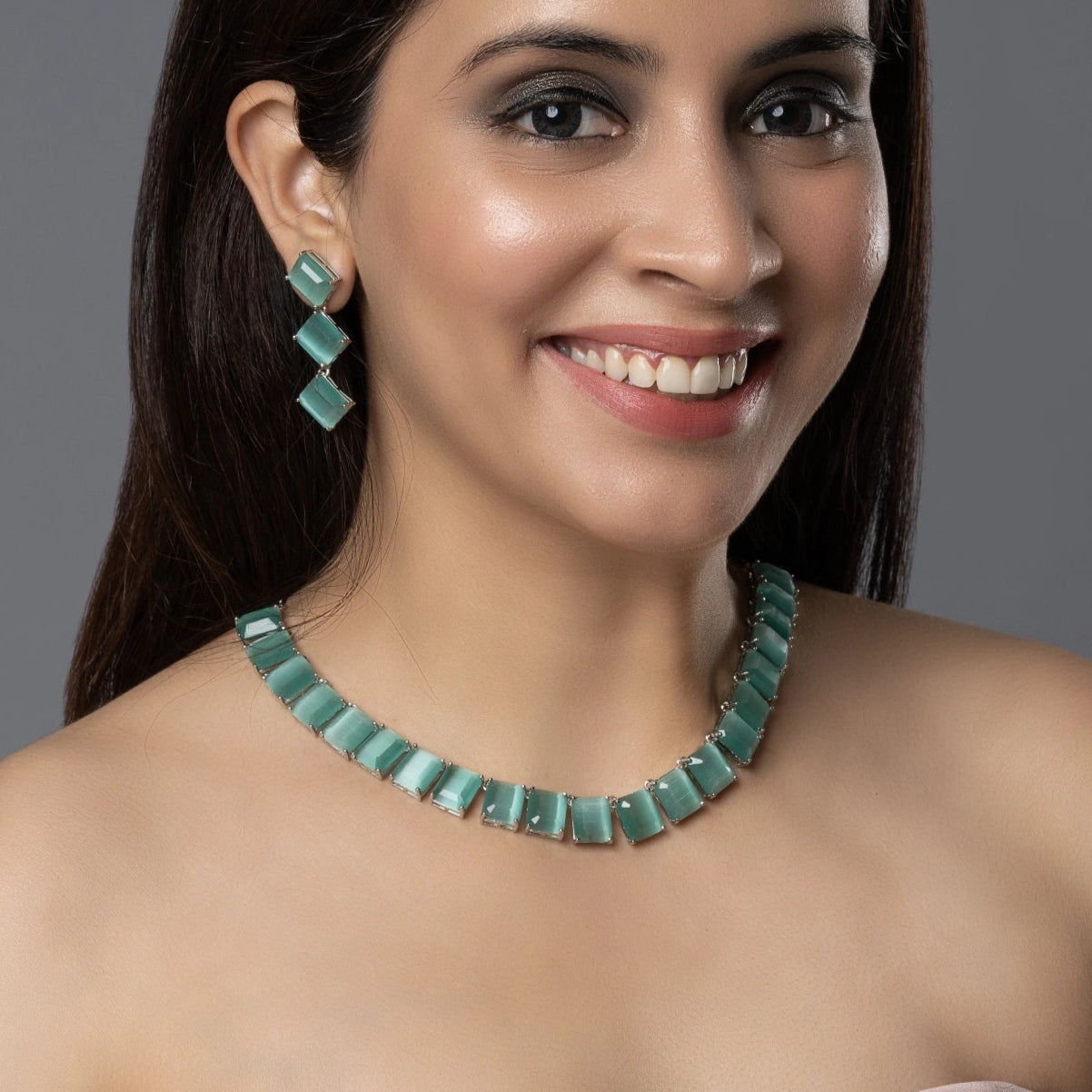 Emerald Green Square Cut Necklace Set