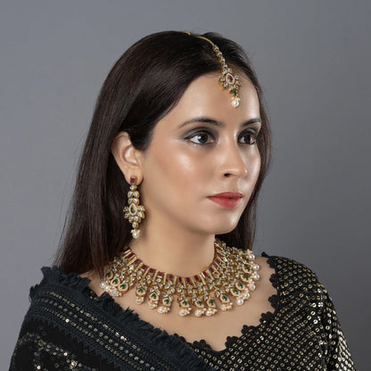 Royal Kundan Jadau Set with Maang Tikka