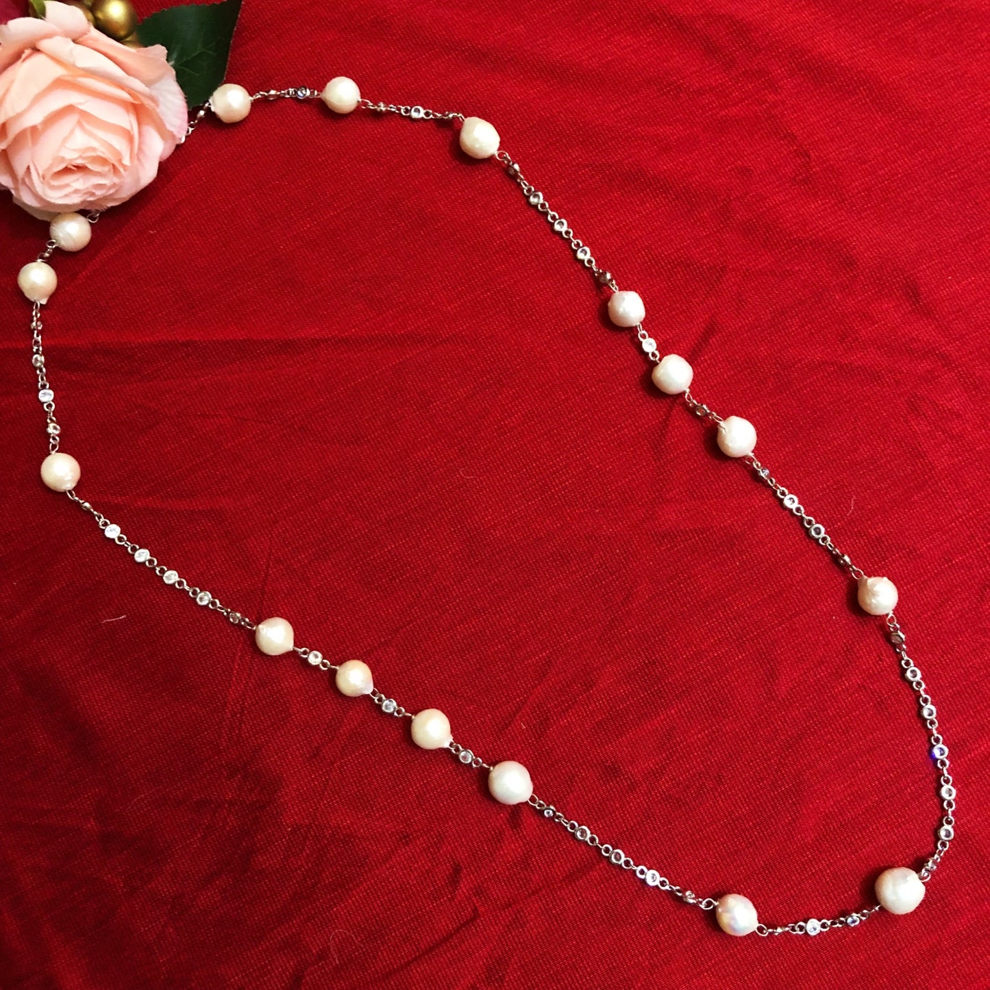 Pearl Whisper Chain Minimal Necklace