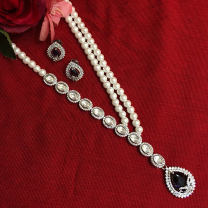 Classic White Pearl and Black Stone Pendant Set