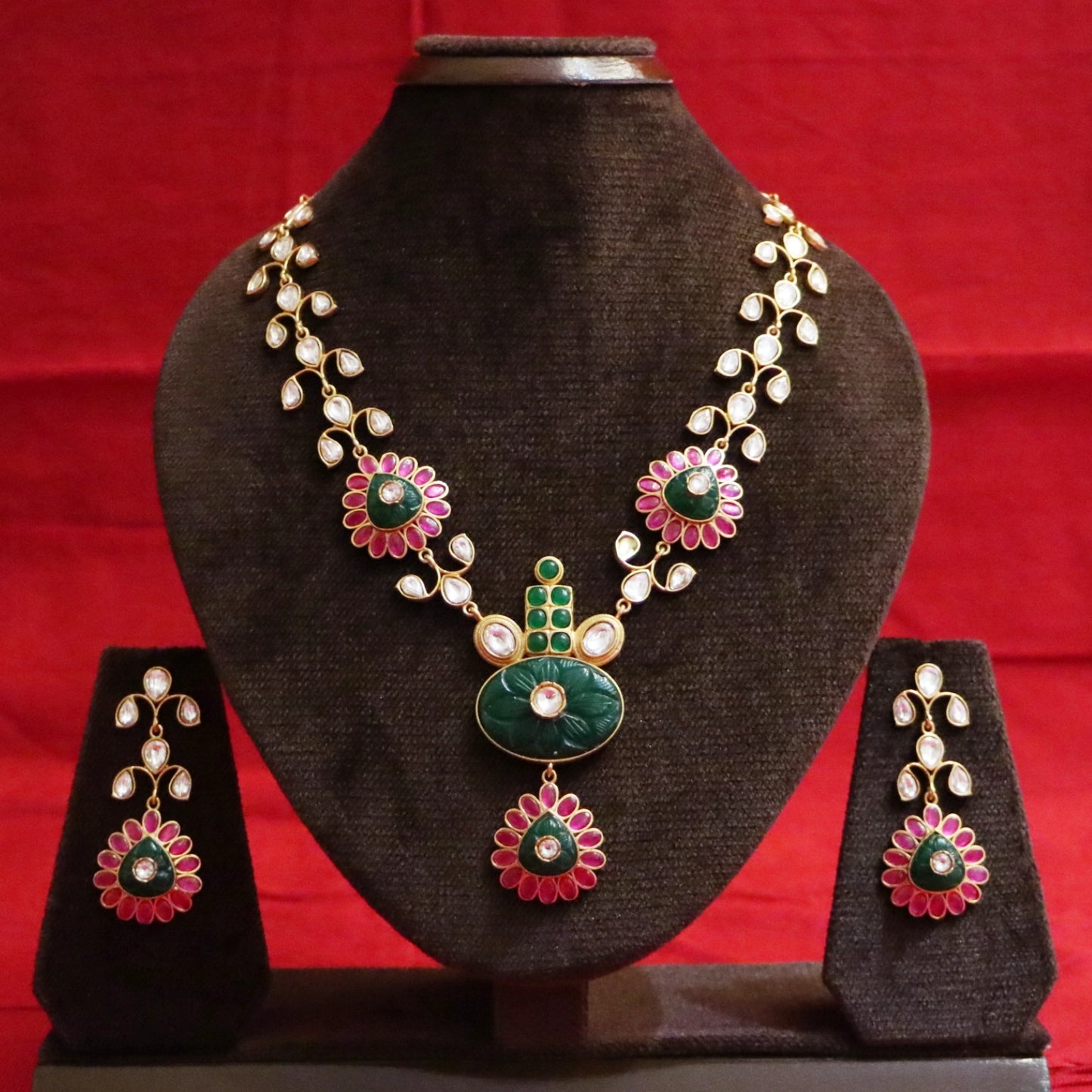 Luxurious Polki Bridal Necklace Set