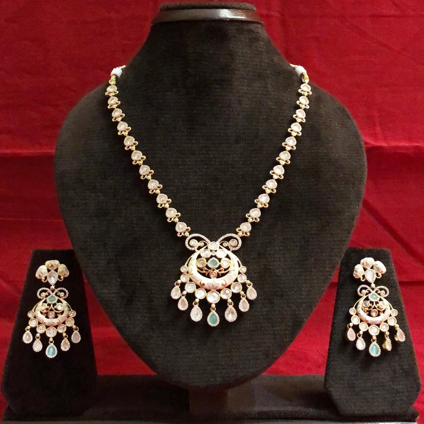 Timeless Antique Heritage Necklace Set