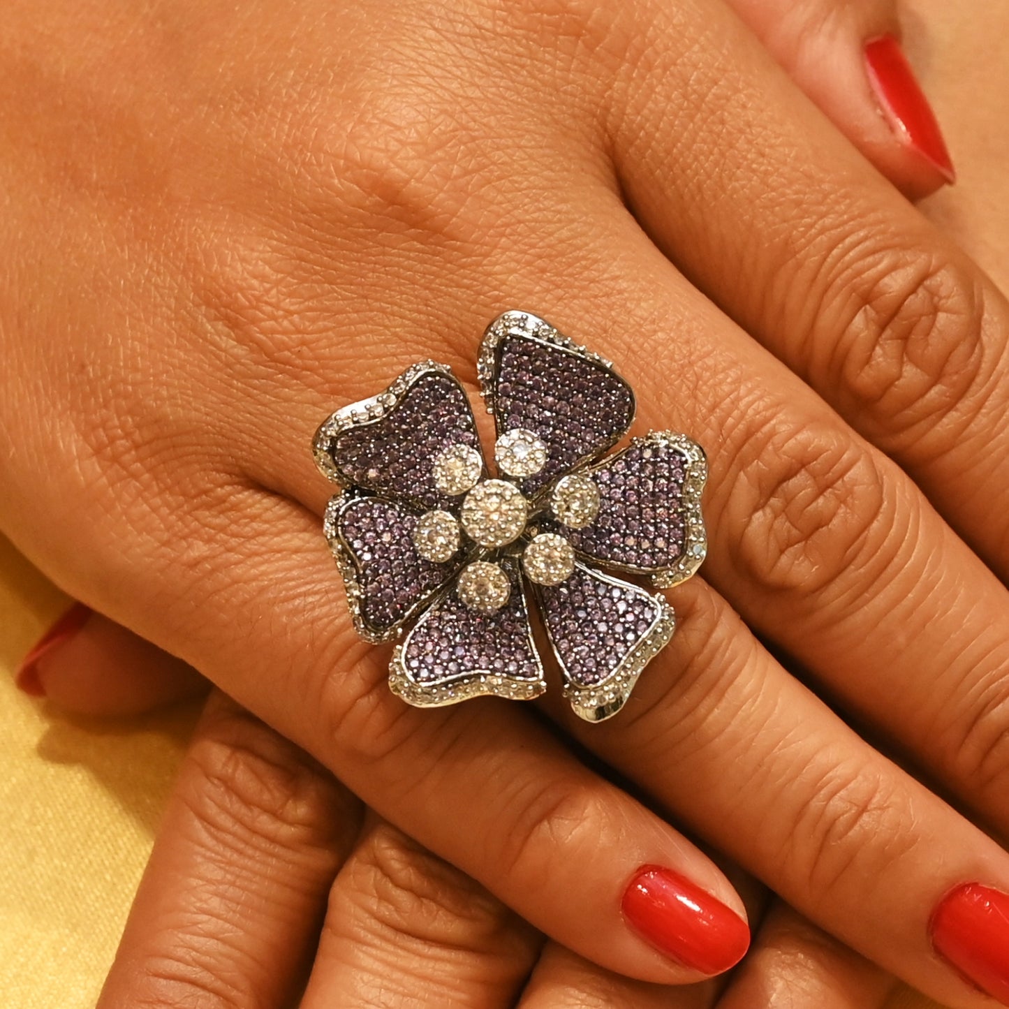 Grand Zircon Flower Ring